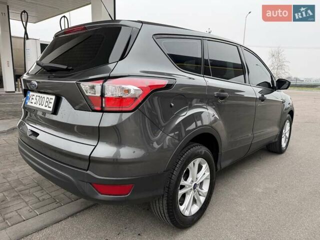 Серый Форд Эскейп, объемом двигателя 2.5 л и пробегом 148 тыс. км за 13500 $, фото 8 на Automoto.ua
