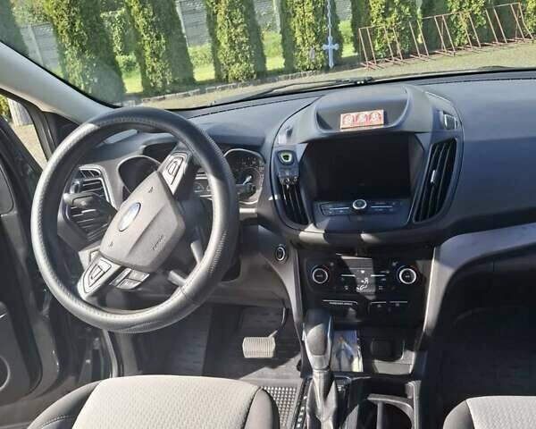 Серый Форд Эскейп, объемом двигателя 1.5 л и пробегом 195 тыс. км за 12700 $, фото 9 на Automoto.ua