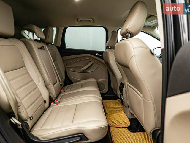 Серый Форд Эскейп, объемом двигателя 1.5 л и пробегом 106 тыс. км за 15261 $, фото 18 на Automoto.ua