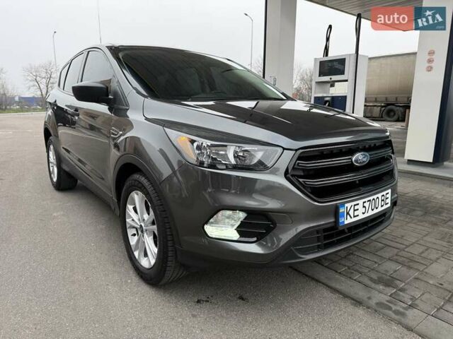 Серый Форд Эскейп, объемом двигателя 2.5 л и пробегом 148 тыс. км за 13500 $, фото 5 на Automoto.ua