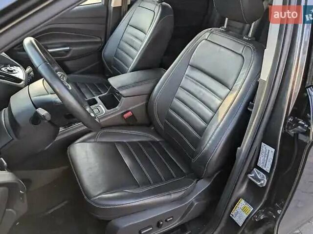 Сірий Форд Ескейп, об'ємом двигуна 2 л та пробігом 154 тис. км за 13500 $, фото 3 на Automoto.ua