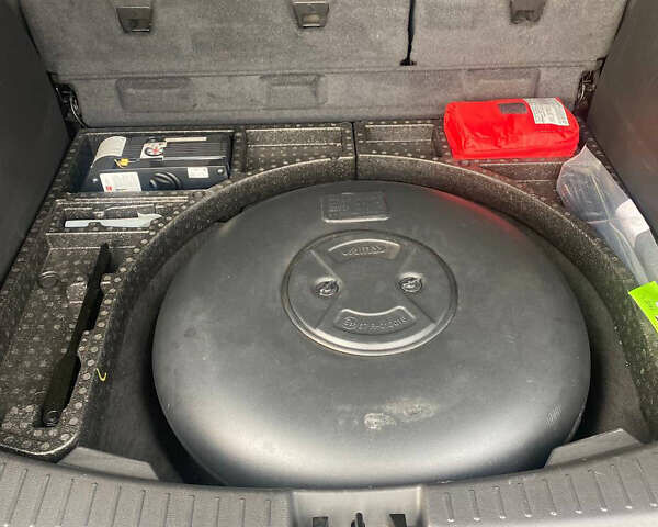 Сірий Форд Ескейп, об'ємом двигуна 2.49 л та пробігом 98 тис. км за 14500 $, фото 14 на Automoto.ua