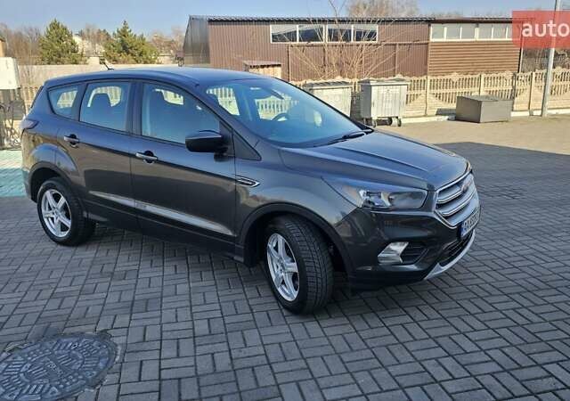 Форд Эскейп 2018 в Запорожье на Automoto.ua Серый Форд Эскейп, объемом двигателя 2.5 л и пробегом 82 тыс. км за 13100 $, фото 18 на Automoto.ua