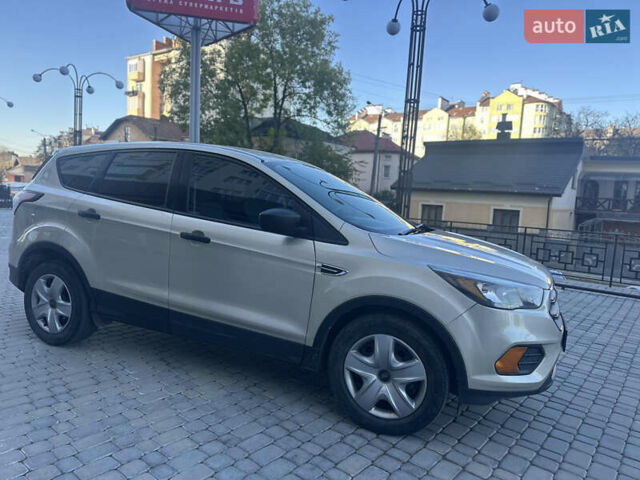 Серый Форд Эскейп, объемом двигателя 2.5 л и пробегом 99 тыс. км за 13500 $, фото 6 на Automoto.ua