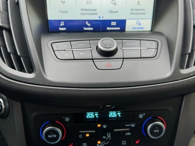 Сірий Форд Ескейп, об'ємом двигуна 1.5 л та пробігом 89 тис. км за 13850 $, фото 9 на Automoto.ua