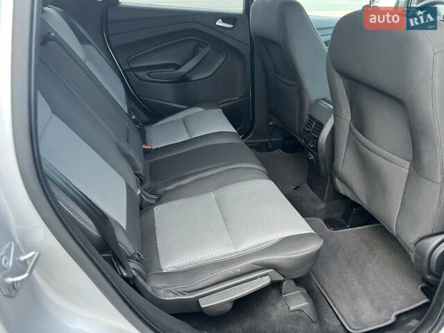 Сірий Форд Ескейп, об'ємом двигуна 1.5 л та пробігом 180 тис. км за 12600 $, фото 20 на Automoto.ua