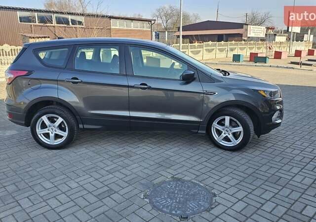 Форд Эскейп 2018 в Запорожье на Automoto.ua Серый Форд Эскейп, объемом двигателя 2.5 л и пробегом 82 тыс. км за 13100 $, фото 16 на Automoto.ua