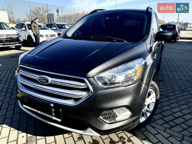 Серый Форд Эскейп, объемом двигателя 1.5 л и пробегом 143 тыс. км за 10999 $, фото 4 на Automoto.ua