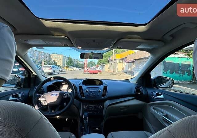 Серый Форд Эскейп, объемом двигателя 1.5 л и пробегом 122 тыс. км за 13900 $, фото 17 на Automoto.ua