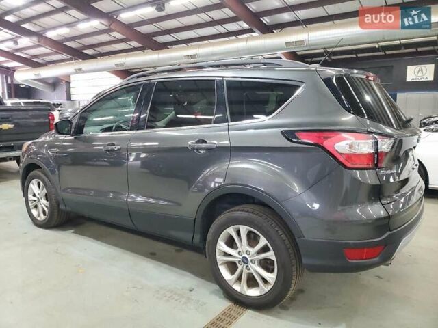 Сірий Форд Ескейп, об'ємом двигуна 1.5 л та пробігом 134 тис. км за 1500 $, фото 1 на Automoto.ua