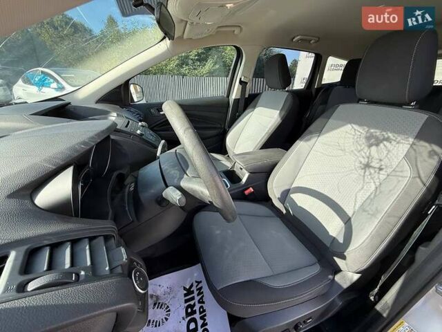 Серый Форд Эскейп, объемом двигателя 2 л и пробегом 172 тыс. км за 10400 $, фото 14 на Automoto.ua