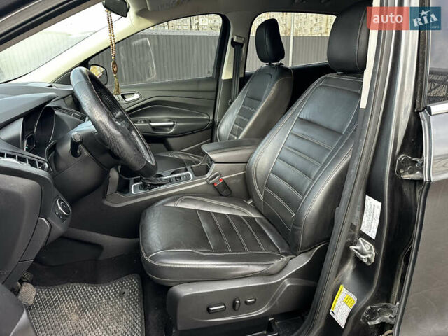 Серый Форд Эскейп, объемом двигателя 1.5 л и пробегом 119 тыс. км за 13999 $, фото 12 на Automoto.ua