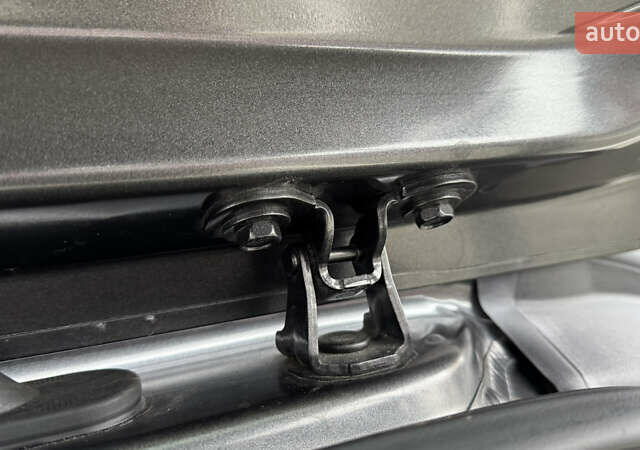 Серый Форд Эскейп, объемом двигателя 1.5 л и пробегом 166 тыс. км за 12477 $, фото 57 на Automoto.ua