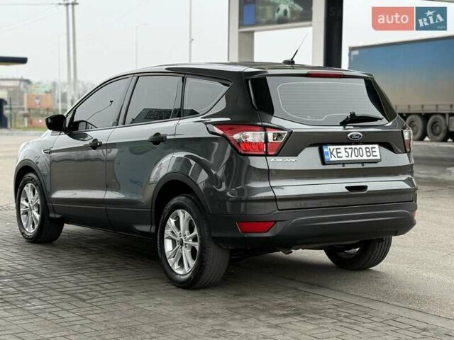 Серый Форд Эскейп, объемом двигателя 2.5 л и пробегом 148 тыс. км за 13500 $, фото 10 на Automoto.ua