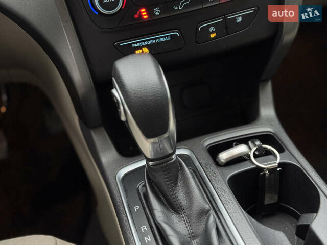 Сірий Форд Ескейп, об'ємом двигуна 1.5 л та пробігом 130 тис. км за 11499 $, фото 24 на Automoto.ua