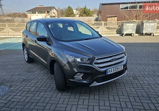 Форд Эскейп 2018 в Запорожье на Automoto.ua Серый Форд Эскейп, объемом двигателя 2.5 л и пробегом 82 тыс. км за 13100 $, фото 19 на Automoto.ua