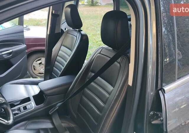 Серый Форд Эскейп, объемом двигателя 1.5 л и пробегом 139 тыс. км за 12600 $, фото 18 на Automoto.ua