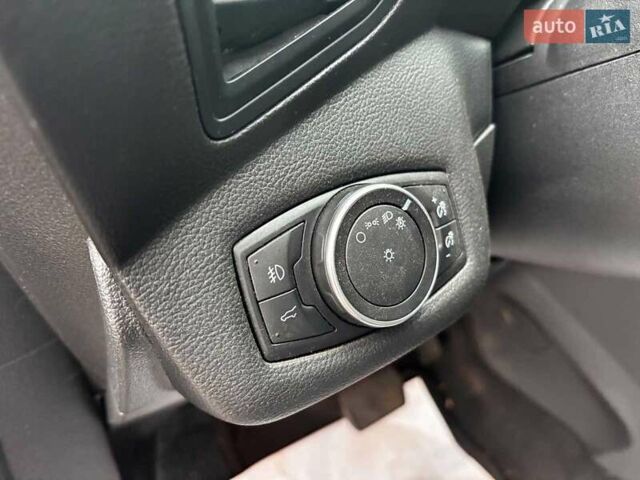 Серый Форд Эскейп, объемом двигателя 1.5 л и пробегом 104 тыс. км за 12530 $, фото 21 на Automoto.ua