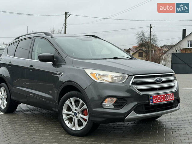 Серый Форд Эскейп, объемом двигателя 1.5 л и пробегом 177 тыс. км за 9900 $, фото 4 на Automoto.ua