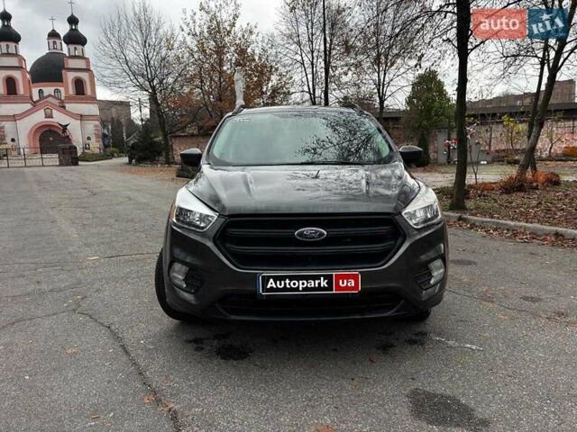 Серый Форд Эскейп, объемом двигателя 1.5 л и пробегом 104 тыс. км за 12530 $, фото 7 на Automoto.ua