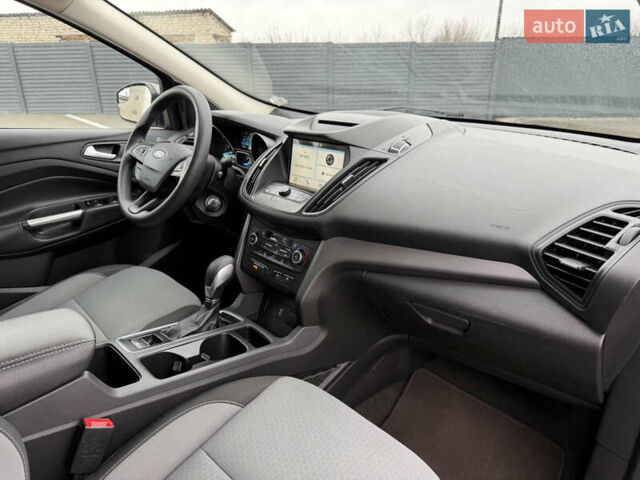 Серый Форд Эскейп, объемом двигателя 1.5 л и пробегом 177 тыс. км за 9900 $, фото 14 на Automoto.ua
