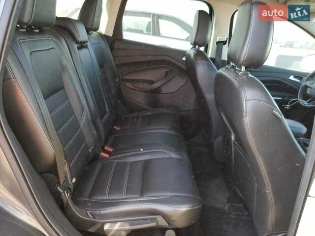Серый Форд Эскейп, объемом двигателя 2 л и пробегом 124 тыс. км за 2100 $, фото 10 на Automoto.ua