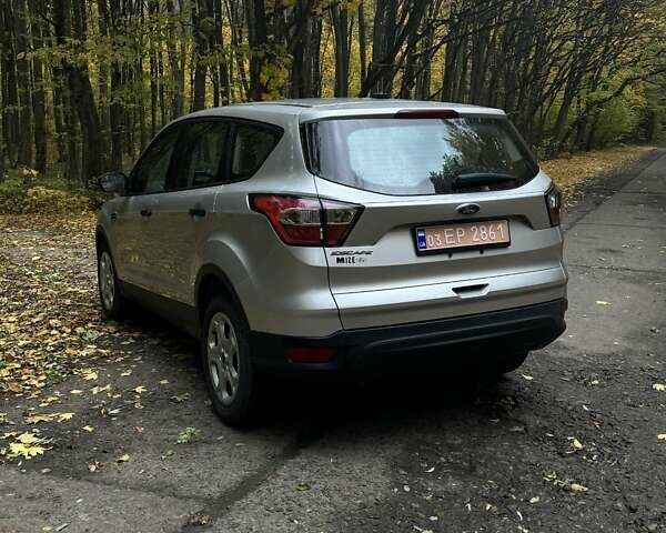 Форд Эскейп 2018 в Остоге на Automoto.ua Серый Форд Эскейп, объемом двигателя 2.5 л и пробегом 177 тыс. км за 11600 $, фото 5 на Automoto.ua