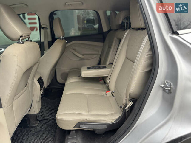 Сірий Форд Ескейп, об'ємом двигуна 1.5 л та пробігом 130 тис. км за 11499 $, фото 25 на Automoto.ua