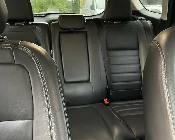 Сірий Форд Ескейп, об'ємом двигуна 1.5 л та пробігом 107 тис. км за 12500 $, фото 14 на Automoto.ua