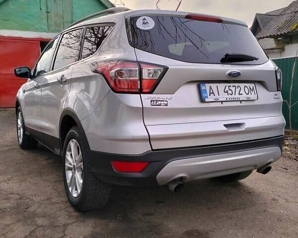 Серый Форд Эскейп, объемом двигателя 1.5 л и пробегом 174 тыс. км за 13500 $, фото 5 на Automoto.ua