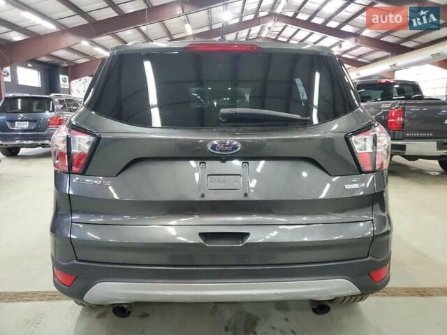 Сірий Форд Ескейп, об'ємом двигуна 1.5 л та пробігом 134 тис. км за 1500 $, фото 5 на Automoto.ua