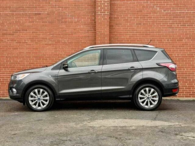 Сірий Форд Ескейп, об'ємом двигуна 2 л та пробігом 89 тис. км за 10000 $, фото 7 на Automoto.ua