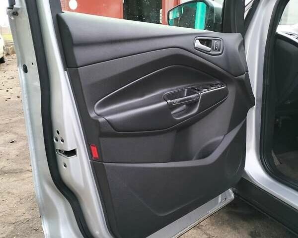 Серый Форд Эскейп, объемом двигателя 1.5 л и пробегом 174 тыс. км за 13500 $, фото 10 на Automoto.ua