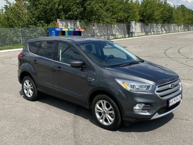 Серый Форд Эскейп, объемом двигателя 1.5 л и пробегом 40 тыс. км за 12000 $, фото 3 на Automoto.ua