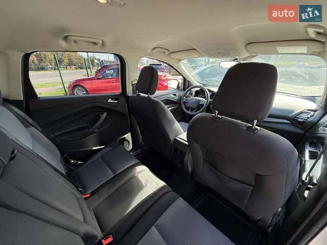 Серый Форд Эскейп, объемом двигателя 2 л и пробегом 172 тыс. км за 10400 $, фото 8 на Automoto.ua