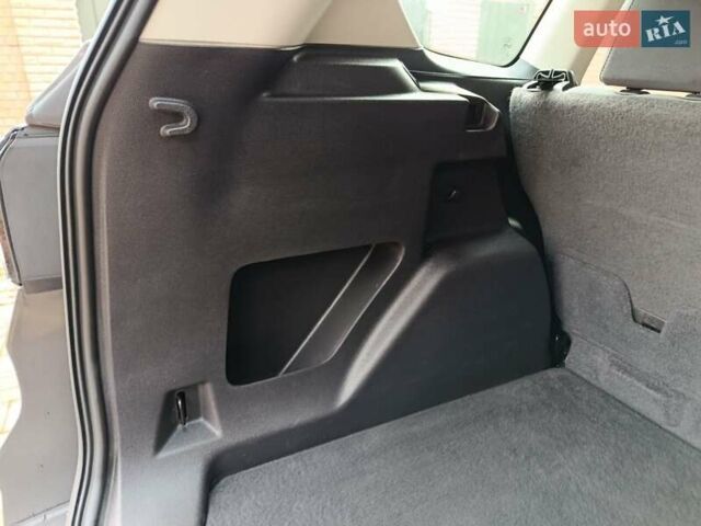Серый Форд Эскейп, объемом двигателя 2.5 л и пробегом 127 тыс. км за 13499 $, фото 55 на Automoto.ua