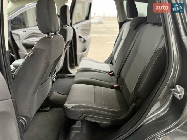 Серый Форд Эскейп, объемом двигателя 2.5 л и пробегом 148 тыс. км за 13500 $, фото 19 на Automoto.ua