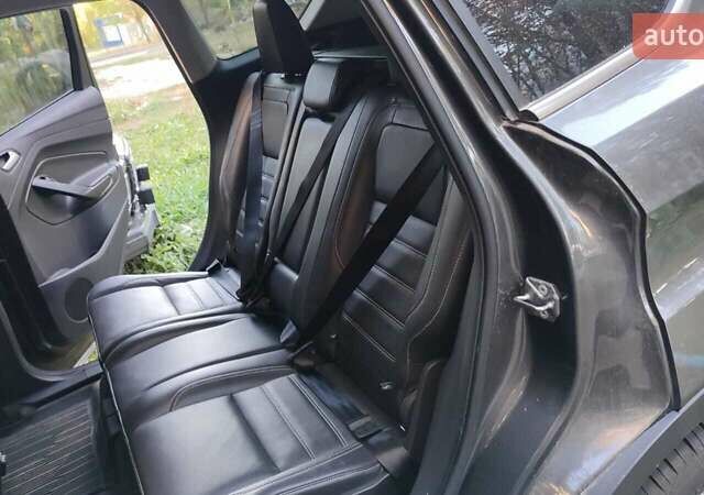 Серый Форд Эскейп, объемом двигателя 1.5 л и пробегом 139 тыс. км за 12600 $, фото 19 на Automoto.ua