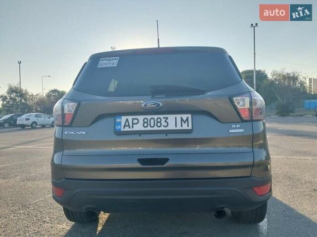 Сірий Форд Ескейп, об'ємом двигуна 1.5 л та пробігом 103 тис. км за 13000 $, фото 3 на Automoto.ua