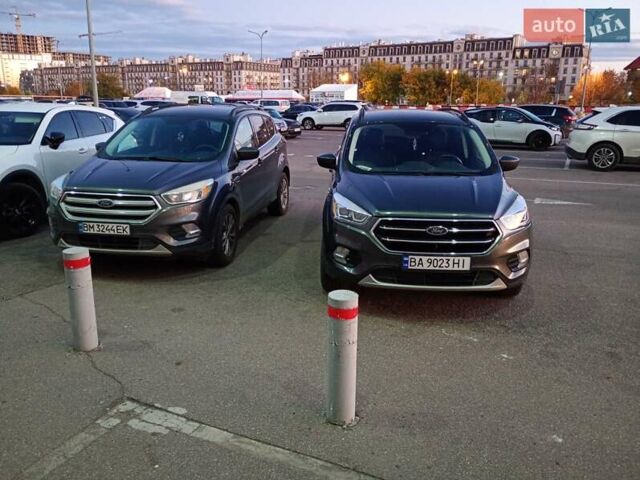 Серый Форд Эскейп, объемом двигателя 1.5 л и пробегом 139 тыс. км за 12600 $, фото 29 на Automoto.ua