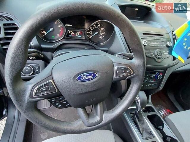 Форд Эскейп 2018 в Львове на Automoto.ua Серый Форд Эскейп, объемом двигателя 1.5 л и пробегом 179 тыс. км за 11400 $, фото 6 на Automoto.ua