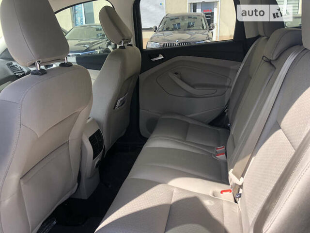 Сірий Форд Ескейп, об'ємом двигуна 1.5 л та пробігом 59 тис. км за 14300 $, фото 12 на Automoto.ua