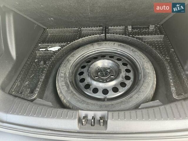 Сірий Форд Ескейп, об'ємом двигуна 2.5 л та пробігом 127 тис. км за 13999 $, фото 52 на Automoto.ua