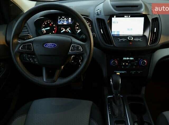 Серый Форд Эскейп, объемом двигателя 1.5 л и пробегом 152 тыс. км за 9800 $, фото 11 на Automoto.ua