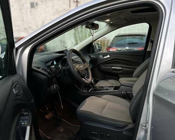 Серый Форд Эскейп, объемом двигателя 1.5 л и пробегом 190 тыс. км за 10700 $, фото 33 на Automoto.ua