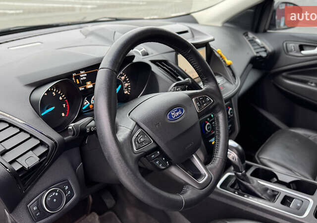 Серый Форд Эскейп, объемом двигателя 1.5 л и пробегом 166 тыс. км за 12477 $, фото 44 на Automoto.ua