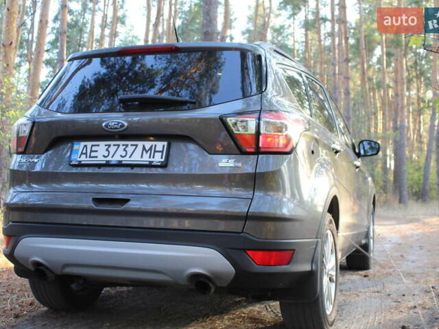 Серый Форд Эскейп, объемом двигателя 1.5 л и пробегом 170 тыс. км за 12000 $, фото 34 на Automoto.ua