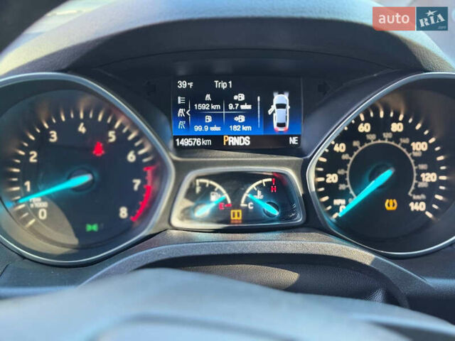 Серый Форд Эскейп, объемом двигателя 2.5 л и пробегом 150 тыс. км за 12900 $, фото 15 на Automoto.ua