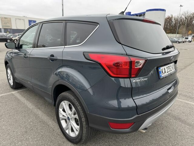 Сірий Форд Ескейп, об'ємом двигуна 1.5 л та пробігом 89 тис. км за 13850 $, фото 5 на Automoto.ua