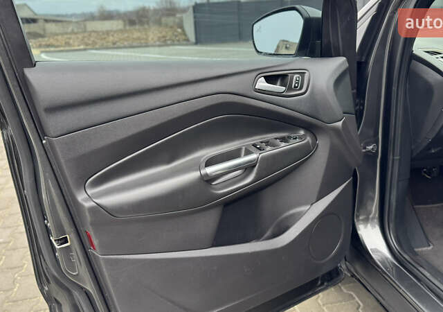 Серый Форд Эскейп, объемом двигателя 1.5 л и пробегом 166 тыс. км за 12477 $, фото 48 на Automoto.ua